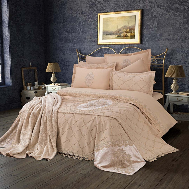 Buy Bedsheets, Bedcover, Quilts, Shawls Online in Dubai, UAE