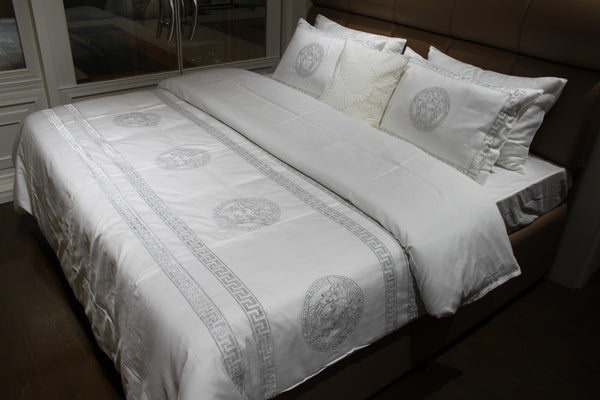 260 X 240 cms. Embroidered Duvet Cover Set of 5 D10