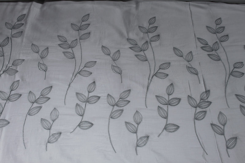 260 X 240 cms. Embroidered Duvet Cover Set of 5 D9