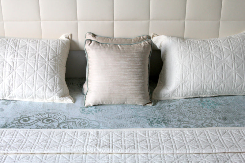 Classic Geometric Design Bedcover